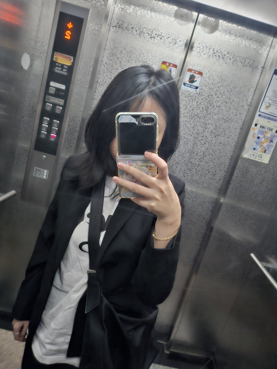 kakera0401's tweet photo. 면접간당 https://t.co/jGOjHgmOJo