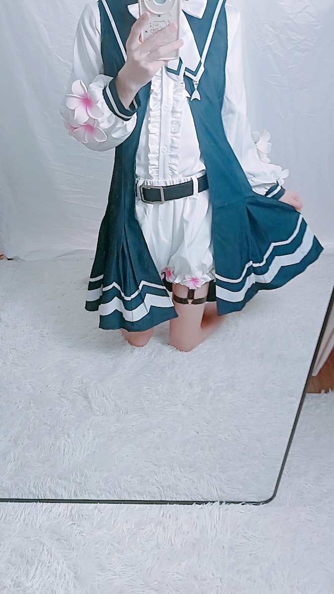 vonshangruo's tweet photo. （受到怀疑了……!)
（我把话题搞乱了……!)
（被骂了………!)
（被骂的好惨……!)
（糟糕，一时冲动说错话了……!)
（被当成是荒谬的猜测了……!)
（大家好像都没兴趣………!)
（怪到我头上来了……!)
（再出错我就只能好好看好好学了……!)
#男娘 #可爱的男孩子 #cospaly  #樱羽艾玛 https://t.co/5jPFeob84L