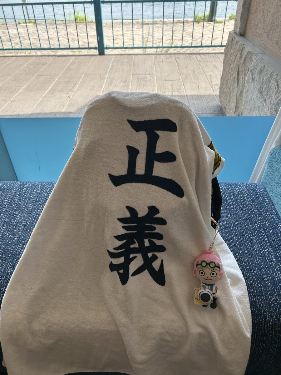 Yagami__0129's tweet photo. 今日は家族とユニバ

ワンピースショーとホラーナイト見に来たぞ〜🥰

 #ユニバーサルスタジオジャパン https://t.co/PsHKrfyiIK