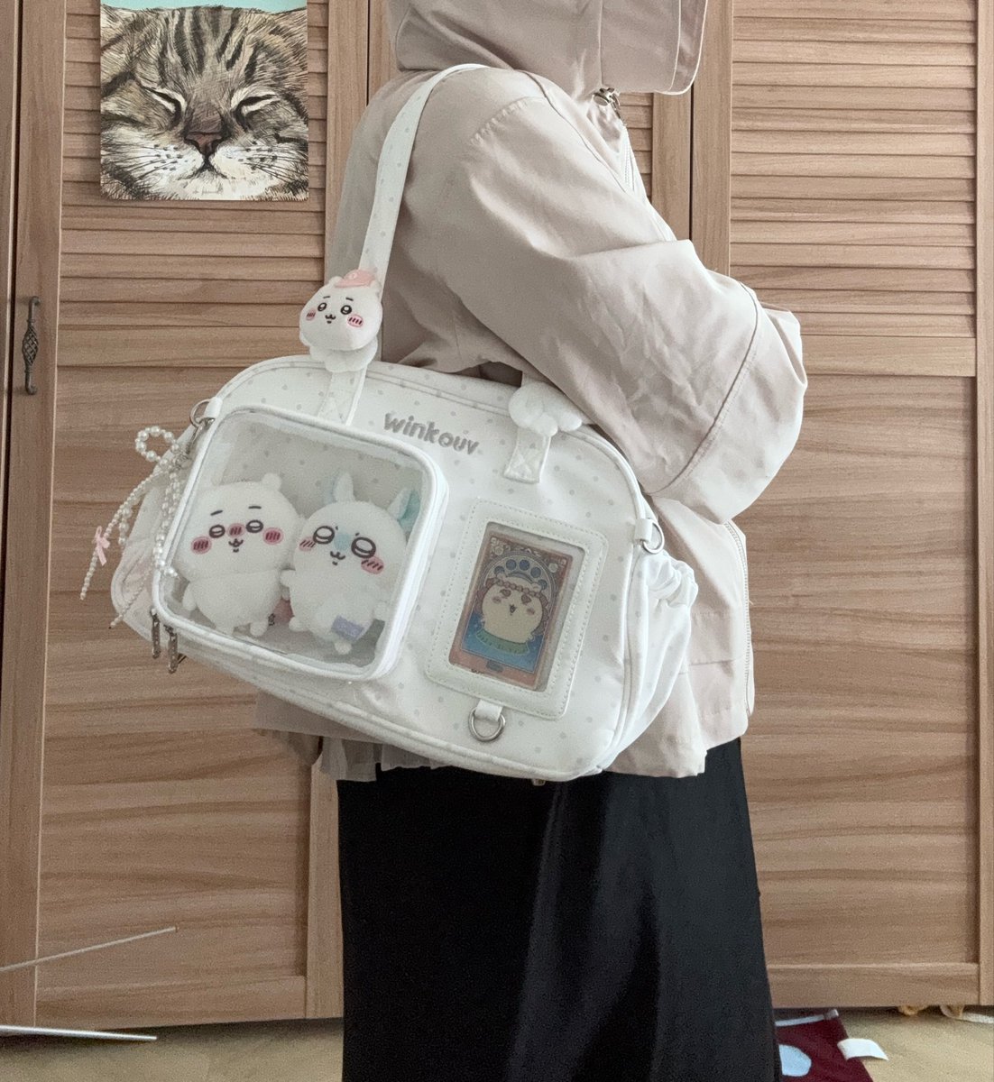 cicicicizi's tweet photo. 이타백 넘뮤 맘에들어 . . 사이즈도 생각보다 크고 .. 나는 덕질에 부끄러움이없(?)어서 출근가방으로도 괜찮을것같단 생각이 듬..^^… 

타오바오에서 팜 .. 일주일 안걸린듯 https://t.co/K724qrSz6m