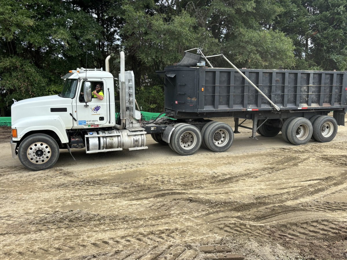 kodamayne23's tweet photo. Hauling Hauling.
#BigBoyToys
#FirstAndGoalHauling #TouchdownEveryTime https://t.co/dJsGvTjgHX