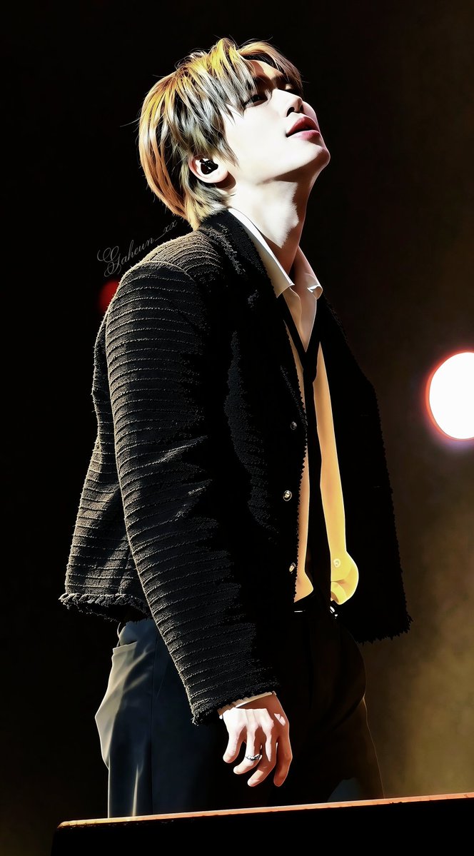 jaehin_el's tweet photo. 要是和你在一起，和你双目对视，24小时也不够。2026年9月13日21点30分，我确定我再也离不开你
#NIEL #TEENTOP #니엘 https://t.co/IPKhj2gQjx