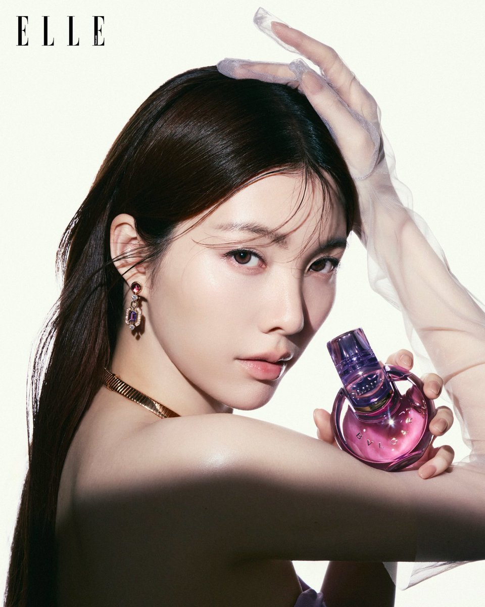 LingOrm_BH's tweet photo. น้องออมสวยมากเลยค่ะ 💜💜

Cr. IG: orm.kornnaphat 

#ELLEThailand 
#ELLEBeautyThailand 
#BvlgariParfum #Bvlgari 
#OrmKornnaphat 
#ออมกรณ์นภัส https://t.co/CrbbToZ64N