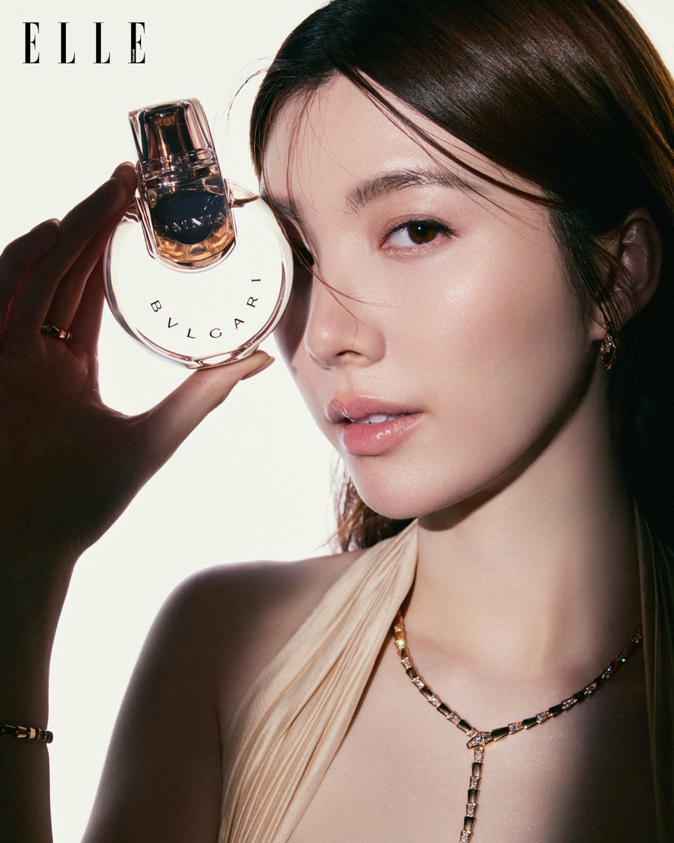 LingOrm_BH's tweet photo. น้องออมสวยมากเลยค่ะ 💜💜

Cr. IG: orm.kornnaphat 

#ELLEThailand 
#ELLEBeautyThailand 
#BvlgariParfum #Bvlgari 
#OrmKornnaphat 
#ออมกรณ์นภัส https://t.co/CrbbToZ64N