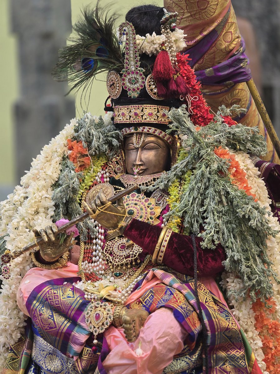 desikadaily's tweet photo. Swami Vedanta Desikan 
Murali Kannan Thirukolam https://t.co/fUrTRKE3el