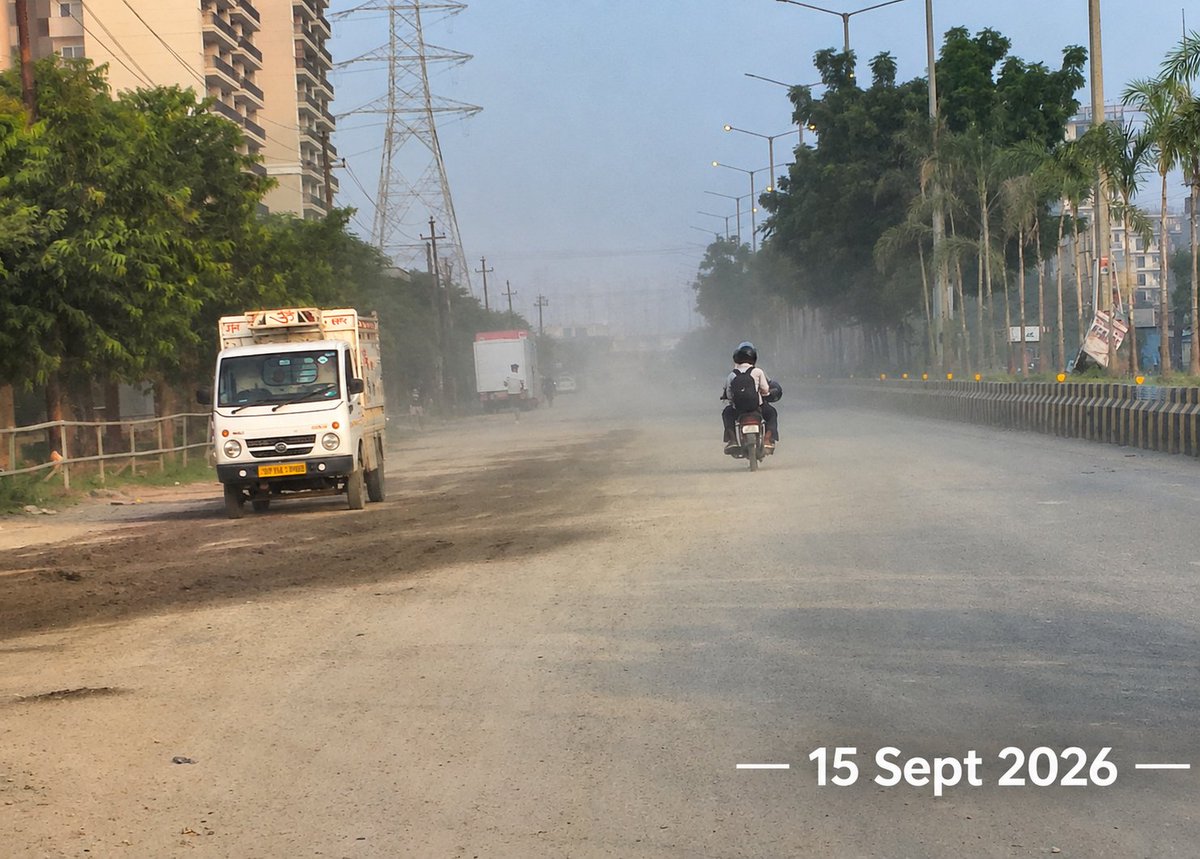 vishal_mathur's tweet photo. @CeoNoida @noida_authority @dmgbnagar @noidapolice @CMOfficeUP  Plz see the amount of dust/air pollution on internal roads of Sector 150. Trucks moving freely throwing sand,gittis etc.Alternative route through Pushta Road is blocked by Barrier. Accidents waiting to happen anytime https://t.co/1KnUOYkn1O