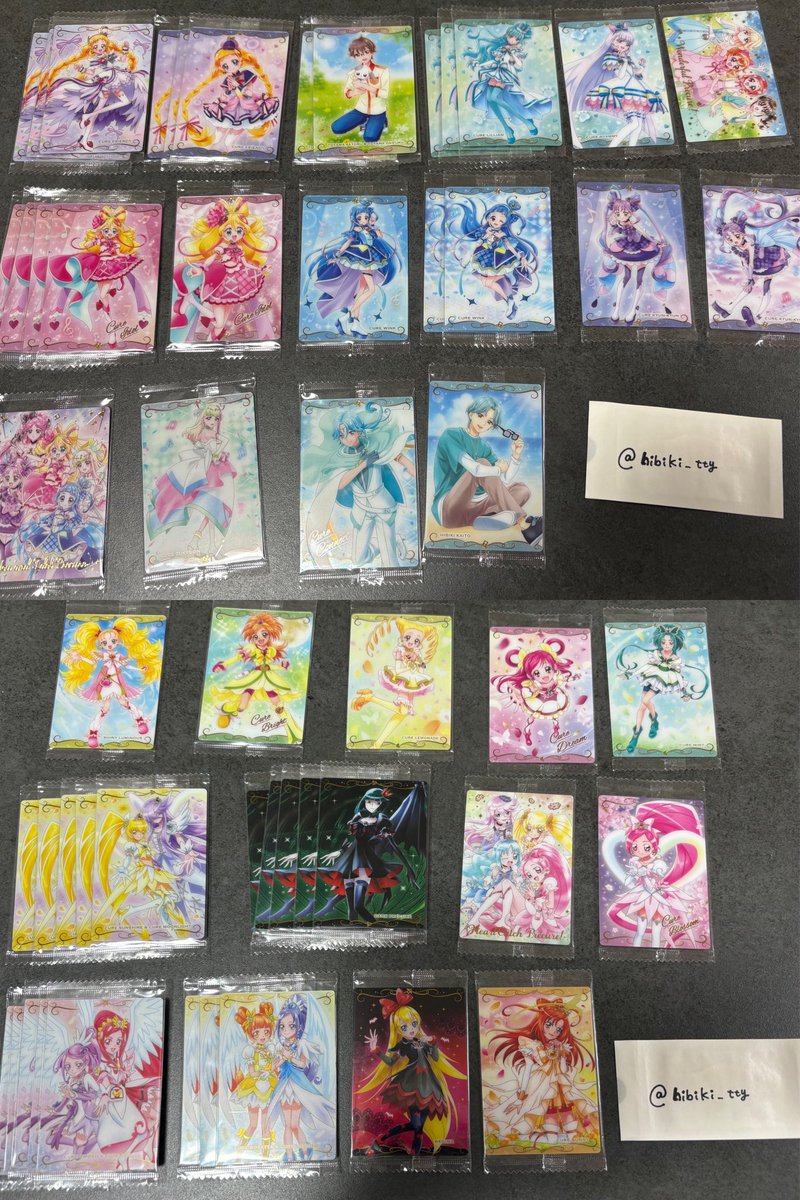 Hibiki_tty's tweet photo. 【交換 譲渡】
プリキュア ウエハース HR 交換

譲）画像1.2.3枚目

求）画像4枚目orリプ欄画像 
      又は1枚150円(HRは交換のみ)

HRに対して複数提供可能です。 

郵送希望。
お心あたりがございましたら、お声掛けください。
よろしくお願いいたします。 https://t.co/NfAOT5IFLO