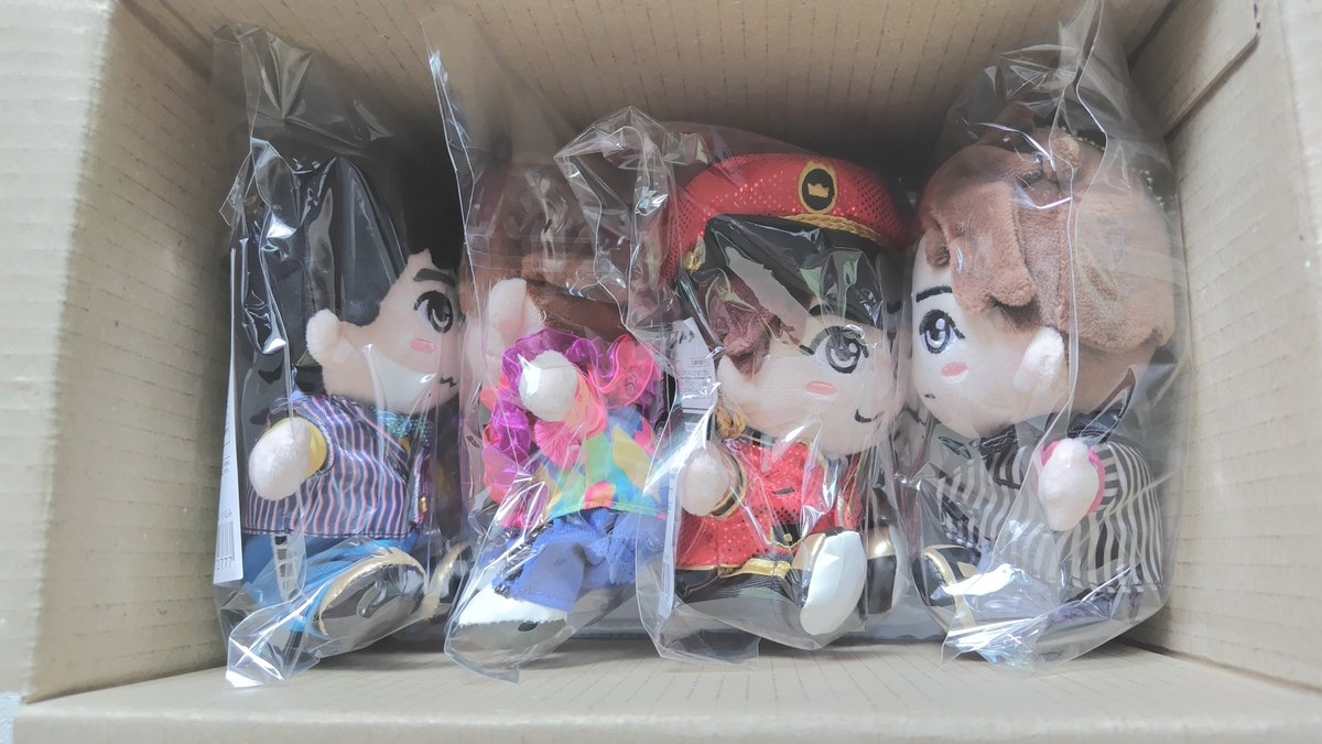 y_ars_os's tweet photo. やっと届いためちゃ可愛いちゅーしてる😖♡♡♡♡♡ https://t.co/EOCzHGBL9c