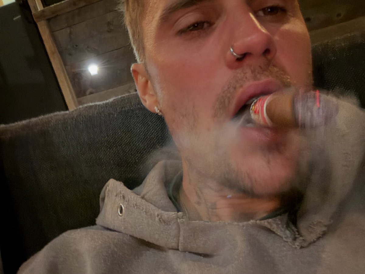 aboutbieberbra's tweet photo. Justin Bieber via instagram. https://t.co/6hC5uYDTOc