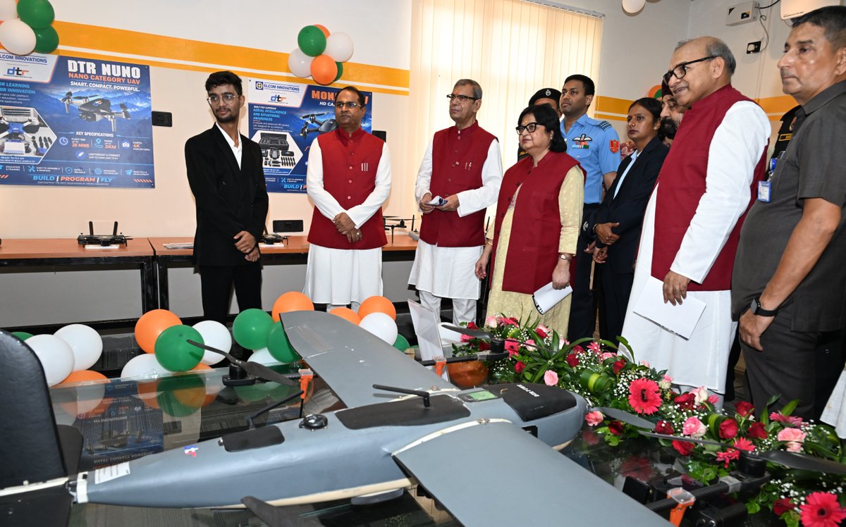 JCBoseUST's tweet photo. Hon’ble Governor Prof. @AshimKGhos92088 inaugurated 4 major projects at @JCBoseUST : Knowledge Resource Centre, EV Technology CoE, UAV &amp; Anti-Drone Technology CoE and Visual Design &amp; Animation Studio. Strengthening research, technology, skills &amp; innovation.
#Innovation #Research https://t.co/N6F2AXn36X