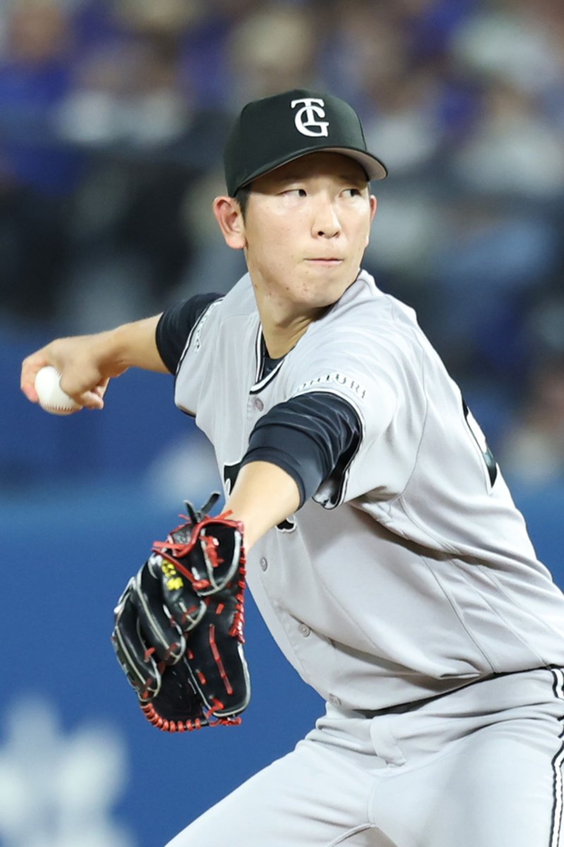 TokyoGiants's tweet photo. 【二回裏】巨人 1-9 DeNA

#戸郷翔征 投手は、この回3本の本塁打を浴び5失点。 https://t.co/5IzL1GhKJG
