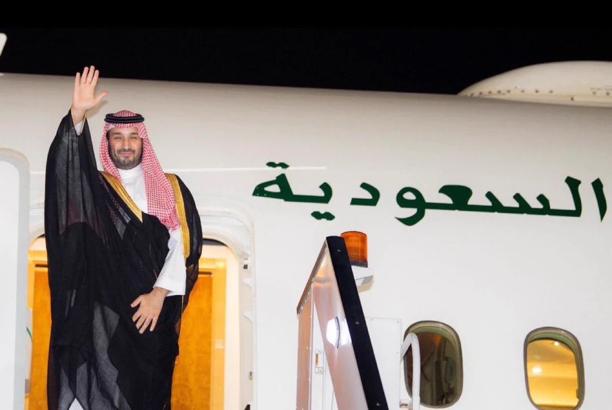 SaudiNews50's tweet photo. ��فظ اللّه ولي العهد في سفره وإقامته.

- https://t.co/T5LUEuOp5G