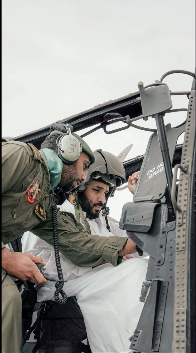 lonly4o4's tweet photo. الله يجعلهم يفدونك💚💚💚💚💚💚💚 https://t.co/qUl7rTaLB9