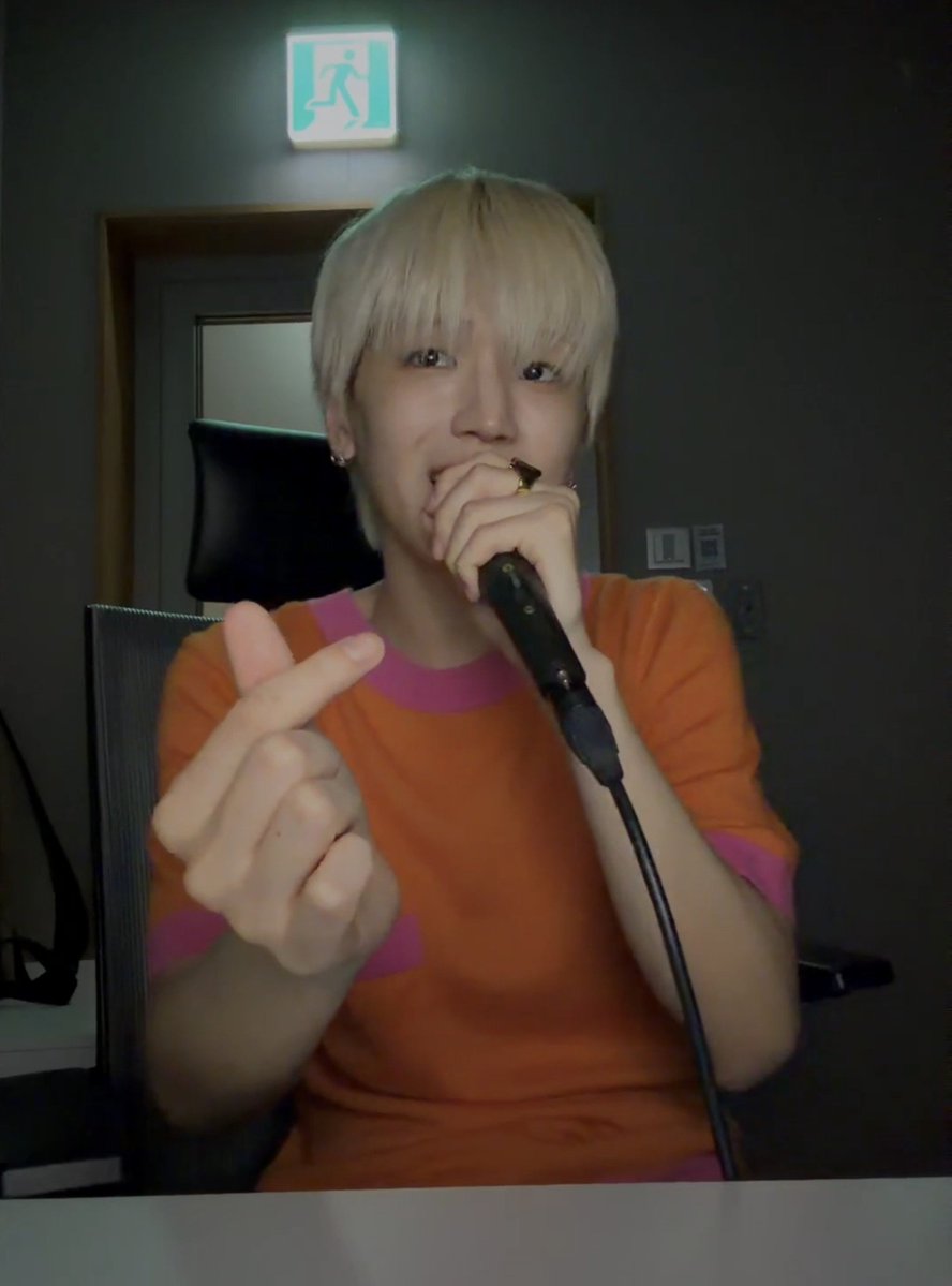 stanningyou904's tweet photo. 트친소 내렸습니당
트치니들 모두 잘 부탁해요! 친하게 지내쟈 🤍
트메판은 나중에 올릴게요 :) https://t.co/DnnKkJ1Zqj