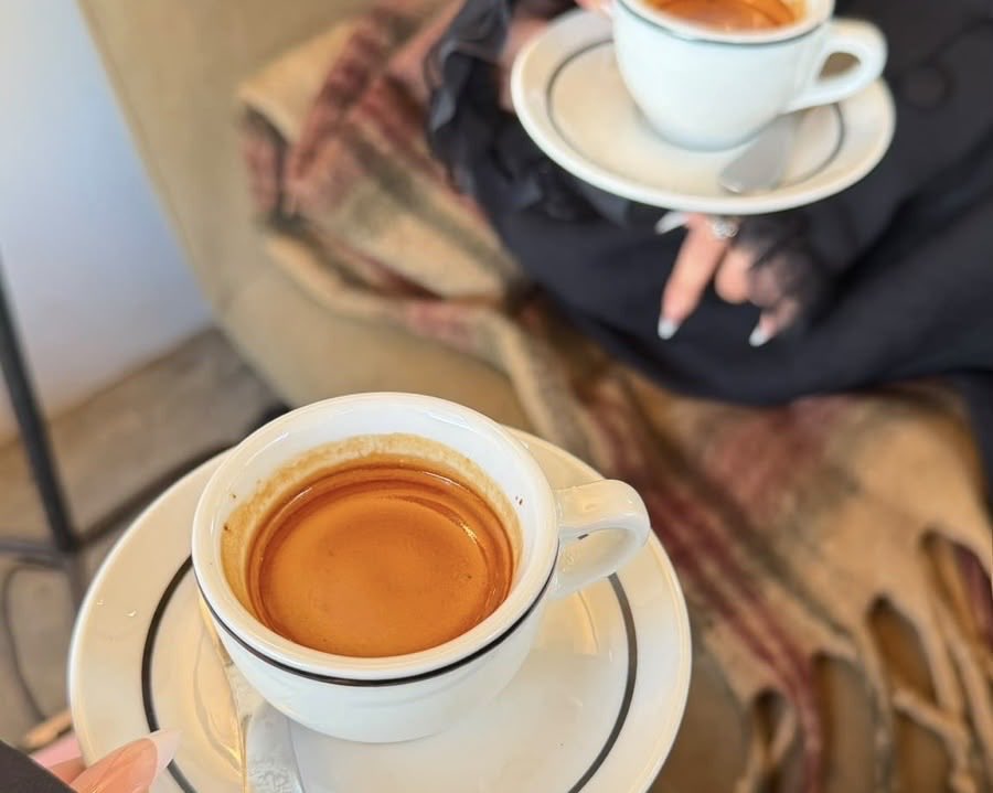 xil5li's tweet photo. لا ابتسمتي في مطاليع الصّباح
والله إن الشـمـس تشرق مرّتين 💞 https://t.co/MZxWG95w29