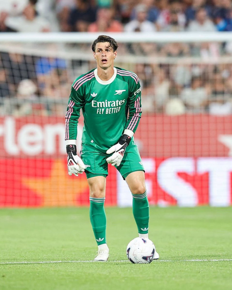 dennis_mayega's tweet photo. If David Raya is rested, who do you trust in goal against @IpswichTown tonight?
Illan Meslier OR Kepa Arrizabalaga
Your answer will be read in #FinalWhistle with @dennis_mayega and @BygieTalksball on @GalaxyTVUg from 2-3pm.
#KbetUpdates https://t.co/l6jQNyllWQ
