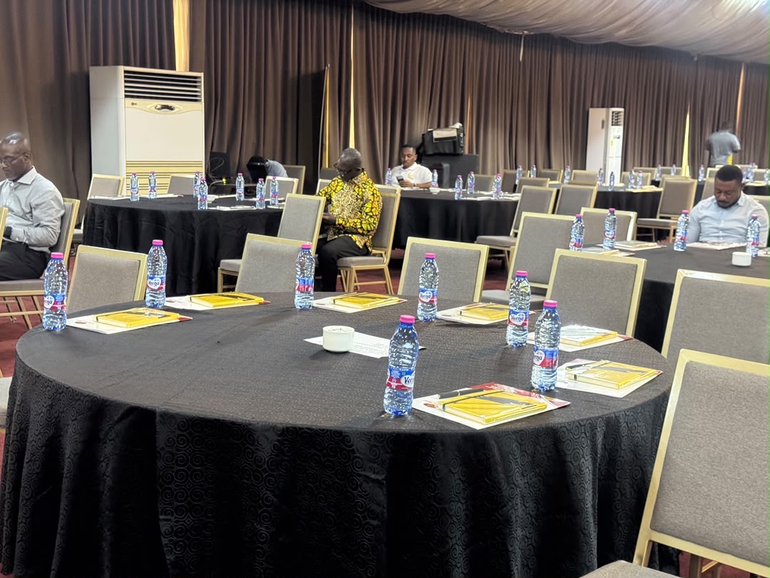 jnr_teq's tweet photo. Attention Kumasi entrepreneurs! Don't miss out on the GCB MSME Caravan Business Clinic. Bring your business challenges and get direct solutions from industry pros today at the Golden Beam Hotel. 🕣 8:30 AM start. #GCBMSMECaravan #GCBMSMEBanking https://t.co/4KtCu666JU
