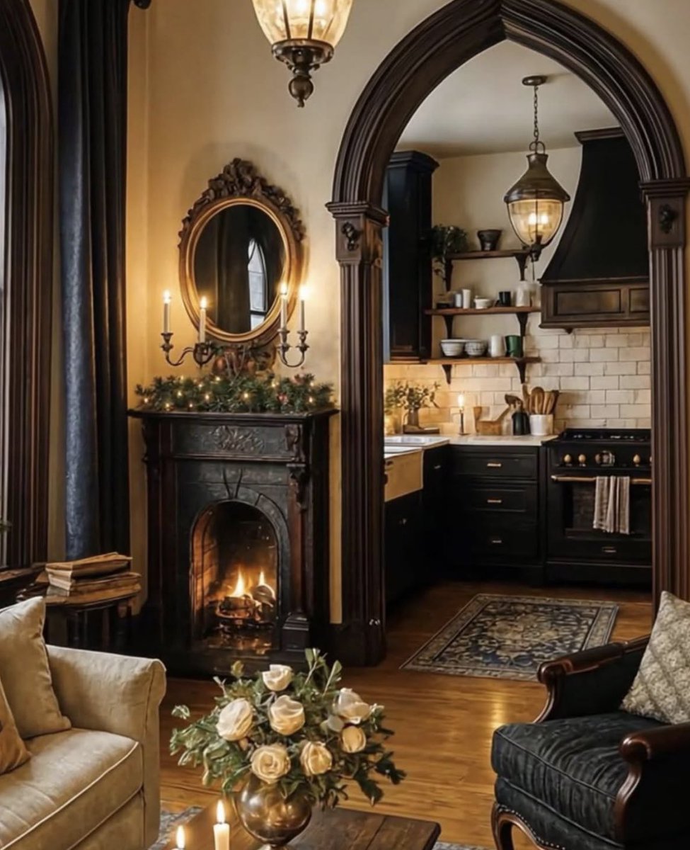 EvaLovesDesign's tweet photo. The kitchen alcove, dark wood trim, warm and inviting https://t.co/o0Anz90pHu