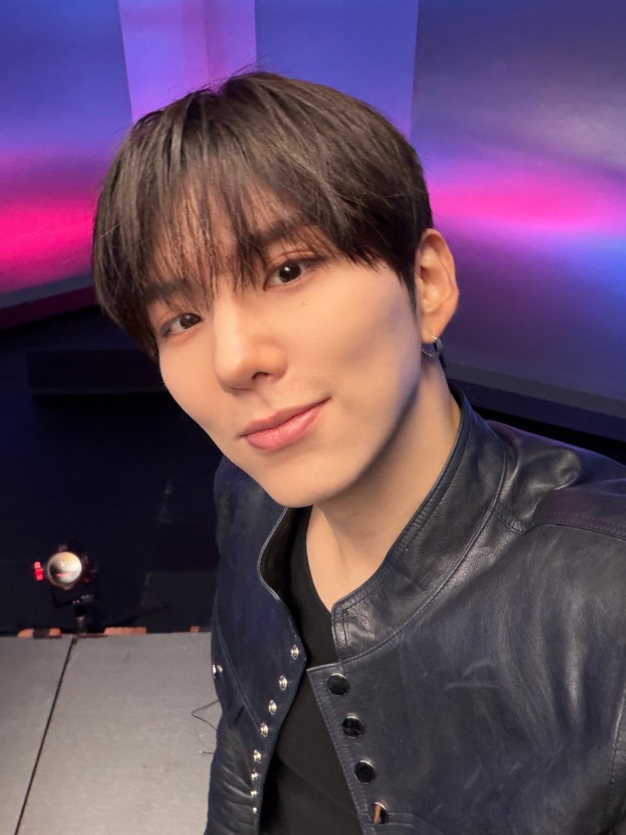 OfficialMONSTAX tweet picture