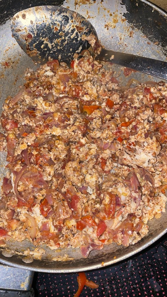 MrChizzyMe's tweet photo. Low key, I cook pass some women. https://t.co/tGH2rox7om