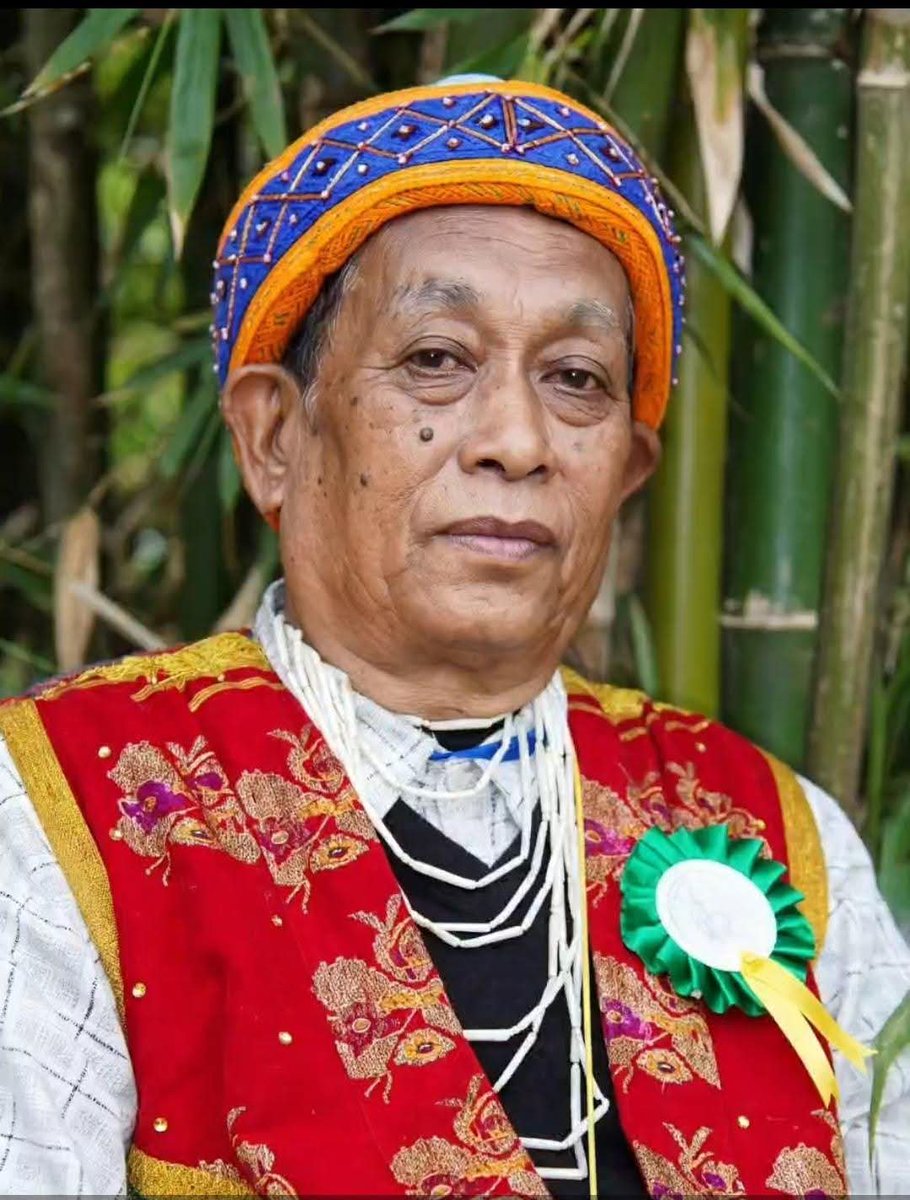 PopalSangma's tweet photo. Inspired by his work "Cha•kat Chadambe", I tried to write something last Sunday and donated it to someone to complete and carry forward. It has been a long time since I last wrote anything. I was a poet as a child, but life has taken me into a world of load,forces &amp; actions. RIP https://t.co/M45Dtmfgqy