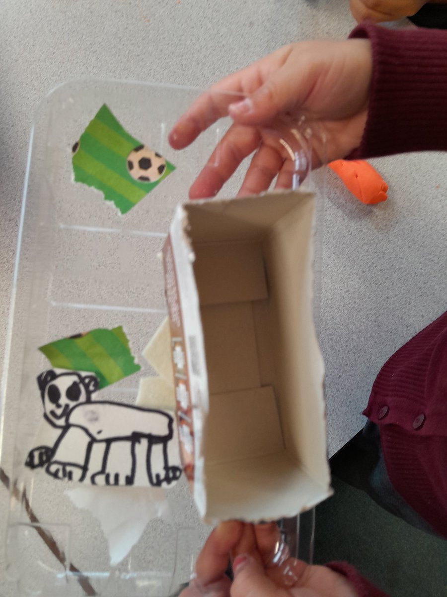 Year1BH's tweet photo. We're really enjoying all the activities linked to our story "Walking Through the Jungle". @busheyheathjm https://t.co/uuD7R8VH0D