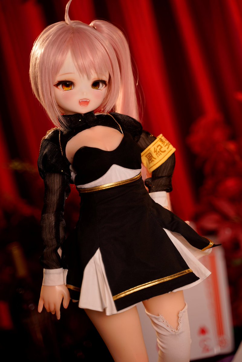 libo94668567211's tweet photo. Coffee for two with Susie this morning. Her smile made my day. 🌸 #Mozudoll #doll #anime #vampire https://t.co/WmcC6EtlsP