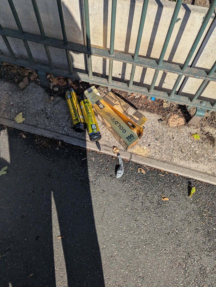 Litterwatch1's tweet photo. What a morning! Massive shoutout to Jo for clearing a staggering amount of #nitrousoxide canisters opposite the Wednesbury park. The UK-wide litter problem is out of hand. How do we fix this? Drop your thoughts below! #sandwell #volunteers https://t.co/JBok4lwEaf