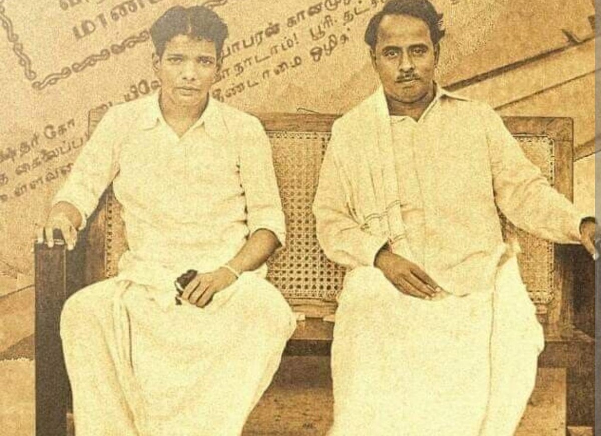 chennaiviswa2's tweet photo. #அண்ணா வும் தம்பியும் இணைந்திருக்கும் புகைப்படம் நம்மில் பலரின் கண்களுக்கு விருந்து.! 😍
#HBDAnna இந்த நாளில் தங்களின் பொற்பாதங்களை வணங்குகிறேன்.
காலம் கருணையின்றி
உங்களை சீக்கிரமே கொண்டு சென்றாலும், தமிழர்கள் உள்ளவரை நீங்கள் #தமிழ்நாடு முழுதும் நீக்கமற நிறைந்திருப்பீர்கள்.! 🙏 https://t.co/3eUEMygcOB