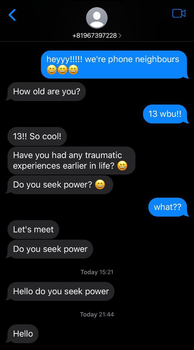 bozolaw's tweet photo. bonus your phone neighbour is orochimaru https://t.co/C2Kd4LIQD2