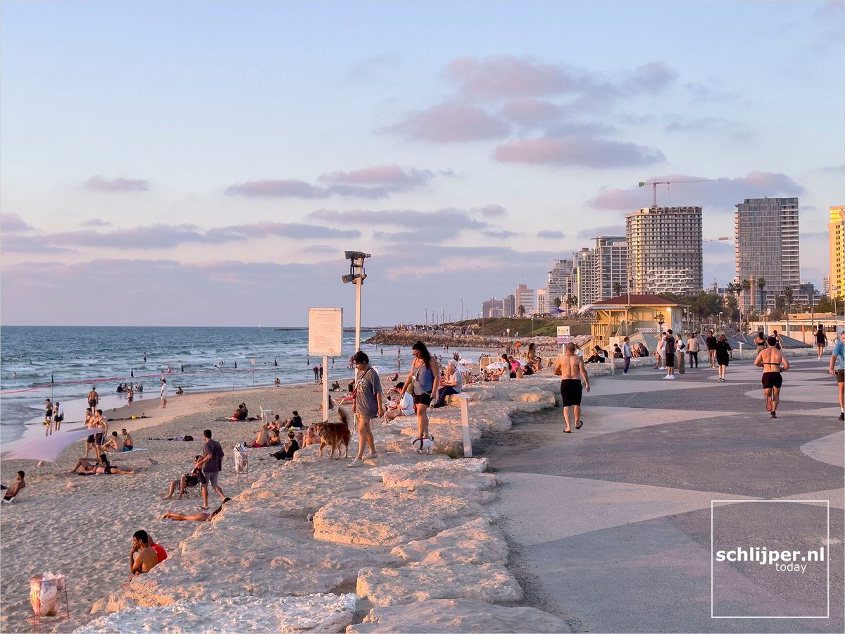 schlijperisrael's tweet photo. Tel Aviv, Charles Clore Beach, Homat HaYam Promenade
13/09/2026, 18:35 #sunsetTLV https://t.co/LeBBaOh6bz