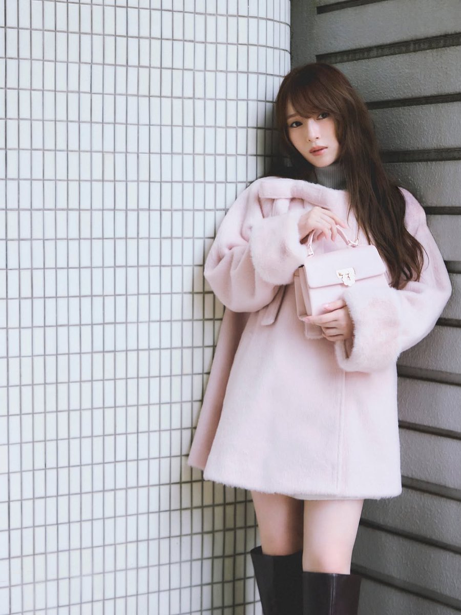 pochineko777's tweet photo. 麗奈ちゃん凄い。
#renagram #SNIDE #守屋麗奈 https://t.co/EOXHT7X3uM