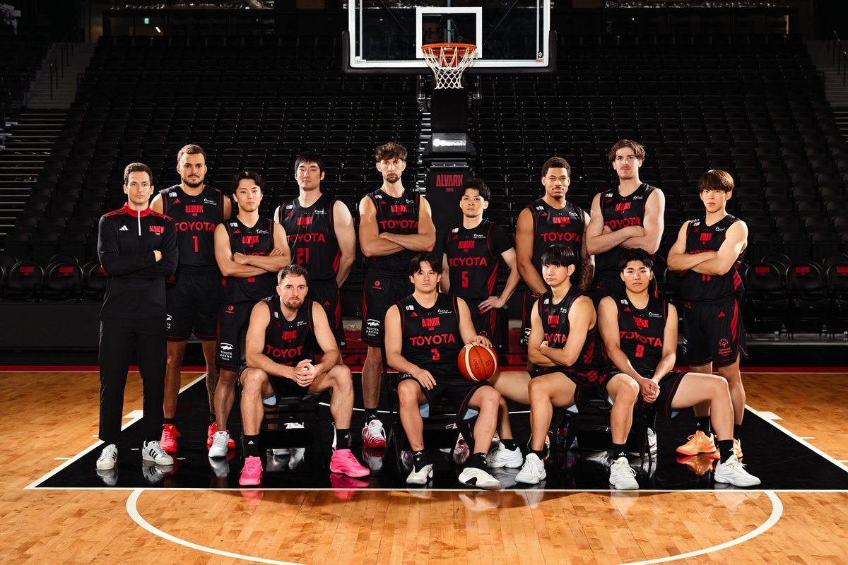 ALVARK_TOKYO's tweet photo. ＼ #Bプレミア 開幕まであと7日／
2026-27シーズン 選手紹介サイトを公開！

開幕前に12選手それぞれの魅力をチェック📲✅ 
ホームタウン江東区のスポット紹介も️🔎
https://t.co/qoRuenwv6c

#アルバルク東京 #WEともに挑む https://t.co/NNhNcZsrM7