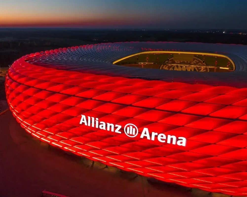 idextratime's tweet photo. ✅ RESMI: Allianz Arena milik Bayern München akan menjadi tempat penyelenggaran Final UCL 2028, dan Spotify Camp Nou milik Barcelona akan jadi venue Final UCL 2029. 🏟️ https://t.co/VoNdyKvqzx