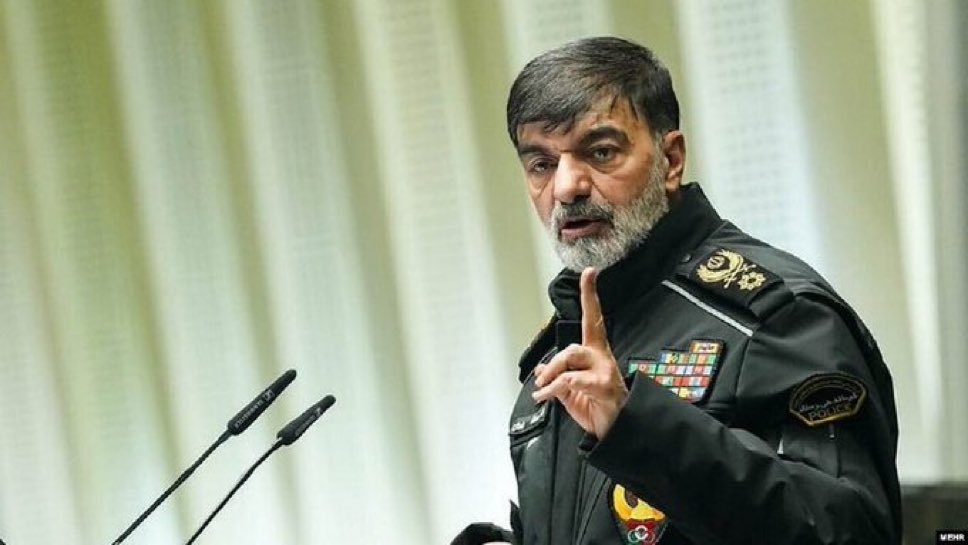 AA16305871's tweet photo. خیلی دوس دارم اولین کتلت بی بی عزیز در جنگ جدید این مادر جنده باشه . https://t.co/l4obYiGyHW