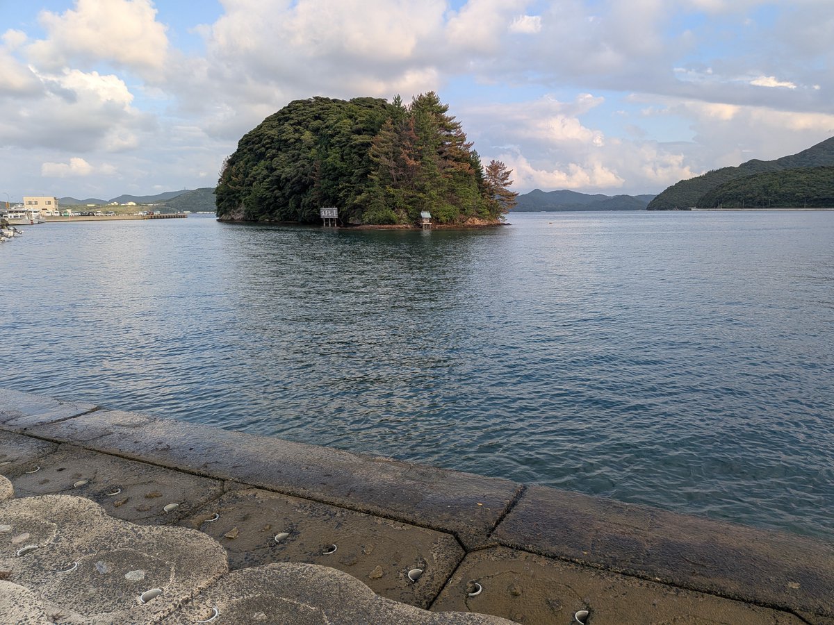 YN_Bass's tweet photo. ゴール……！
目的地は隠岐諸島でした！2日くらい観光します👍 https://t.co/gAq195DVcm