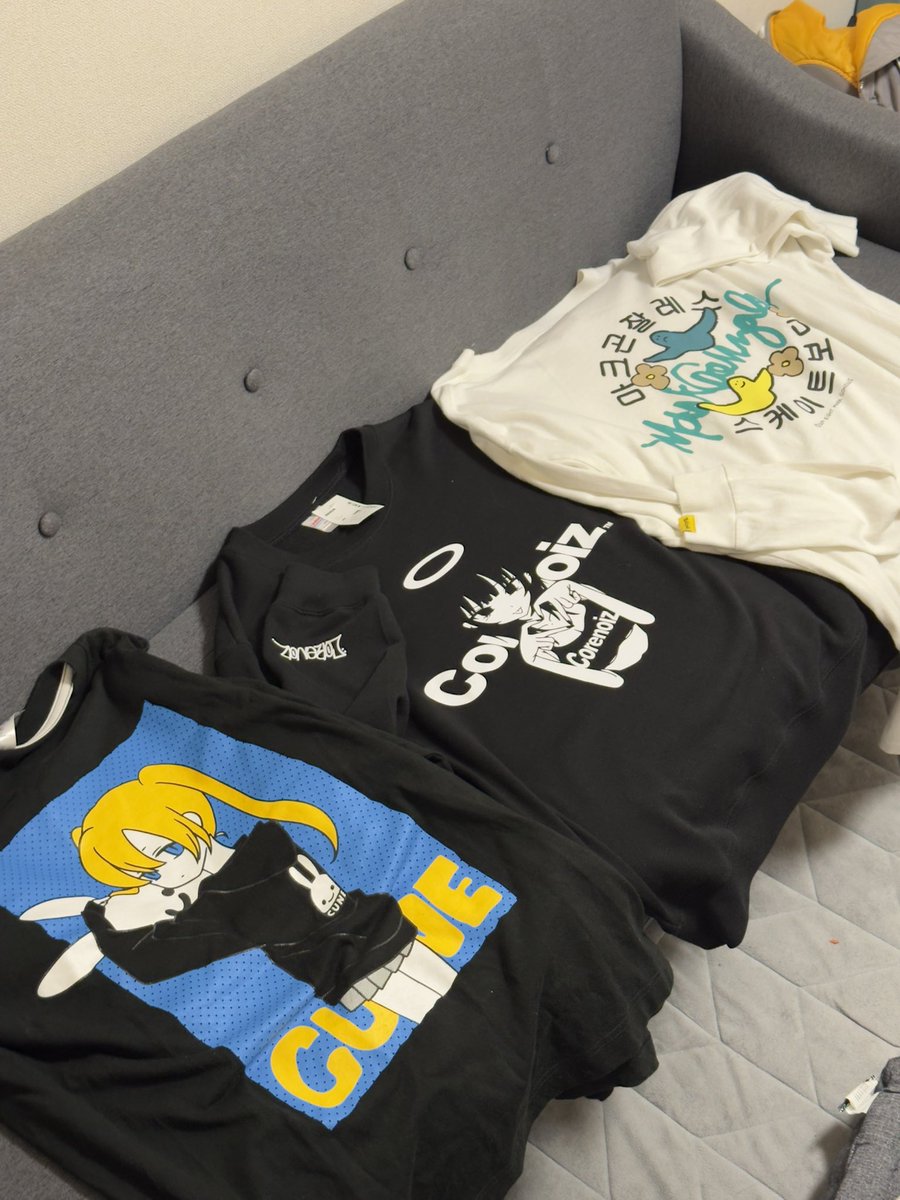 9PlC's tweet photo. 古着屋で優勝してきた 引き良すぎ https://t.co/1dqVRVkx8U