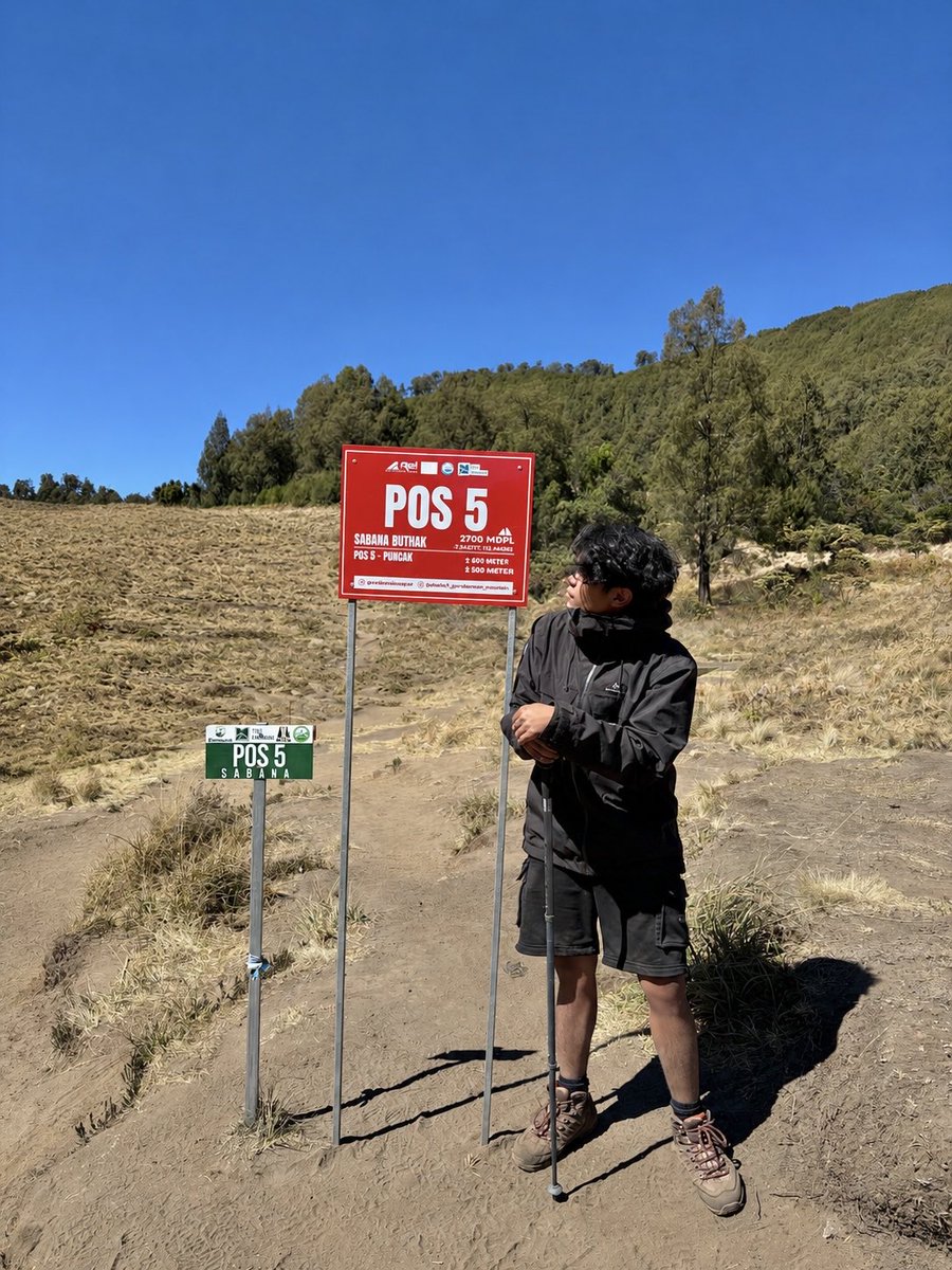 mario721719's tweet photo. kurang hoki apa gue? 3 hari sebelum kebakaran di gunung buthak gw dah menyempatkan diri buat hinggap sejenak menikmati alam di puncak yang terkenal dengan lautan awan jawa timur #hiking #buthak https://t.co/YqMFPIm2mE
