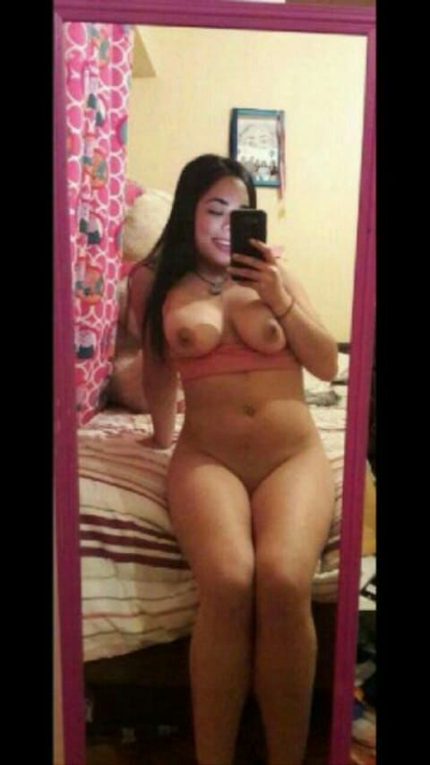 Lov4goon's tweet photo. colombiana maraca https://t.co/kYhxL1El92