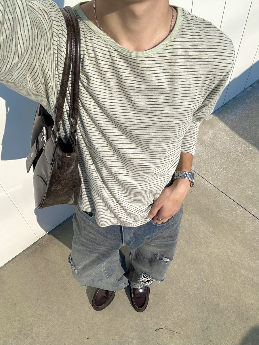 1e_e__'s tweet photo. ミントグリーン×ブラウンのボーダーロンT🌿
ZOZOTOWNでゲットできちゃうよ https://t.co/ojGkt9ku6L