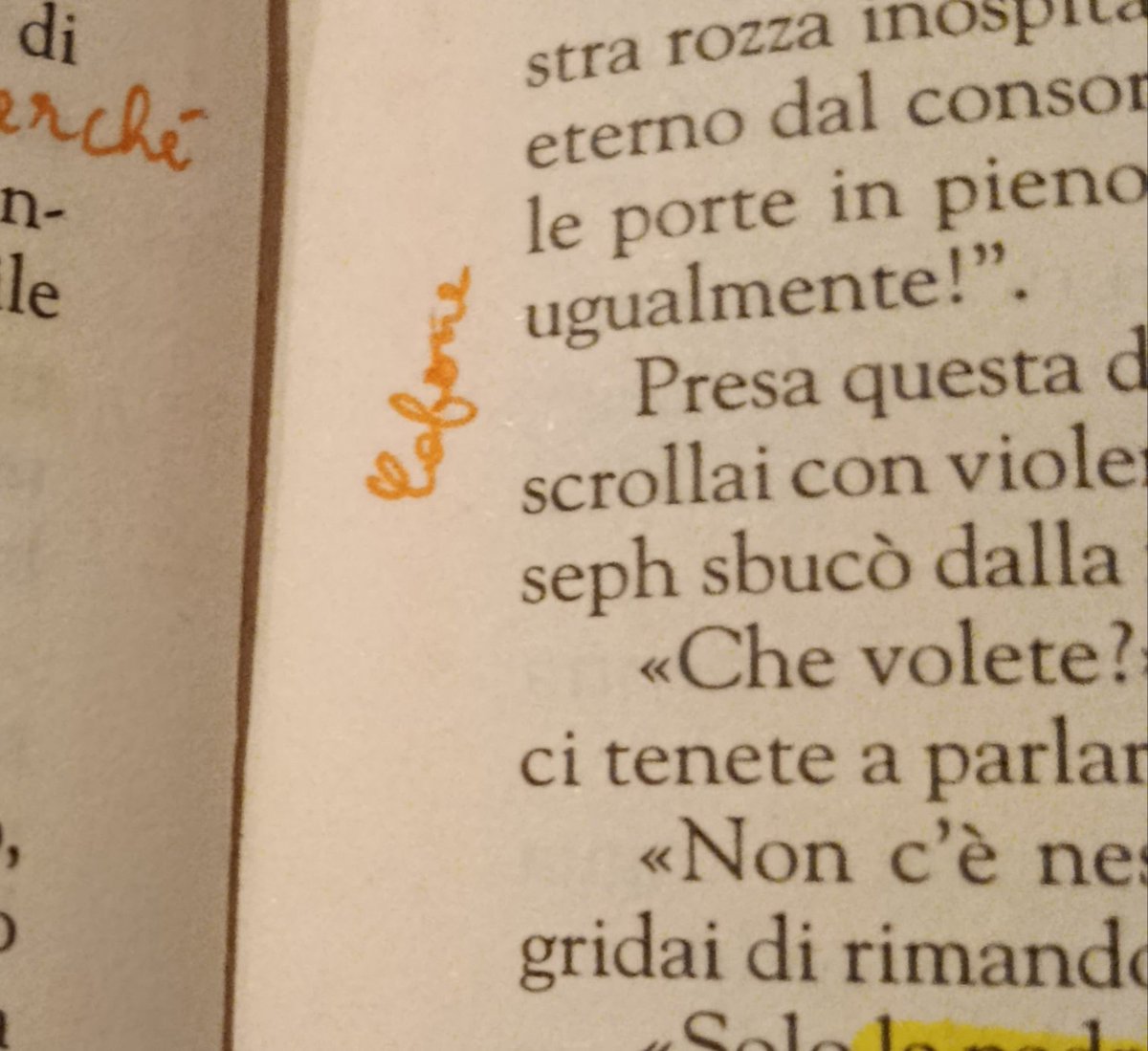 selemeow's tweet photo. @svkiro ho una copia di cime tempestose delle superiori in cui avevo annotato i passaggi in cui Heathcliff mi ragebaitava 😭 https://t.co/gvZPIeo9lK