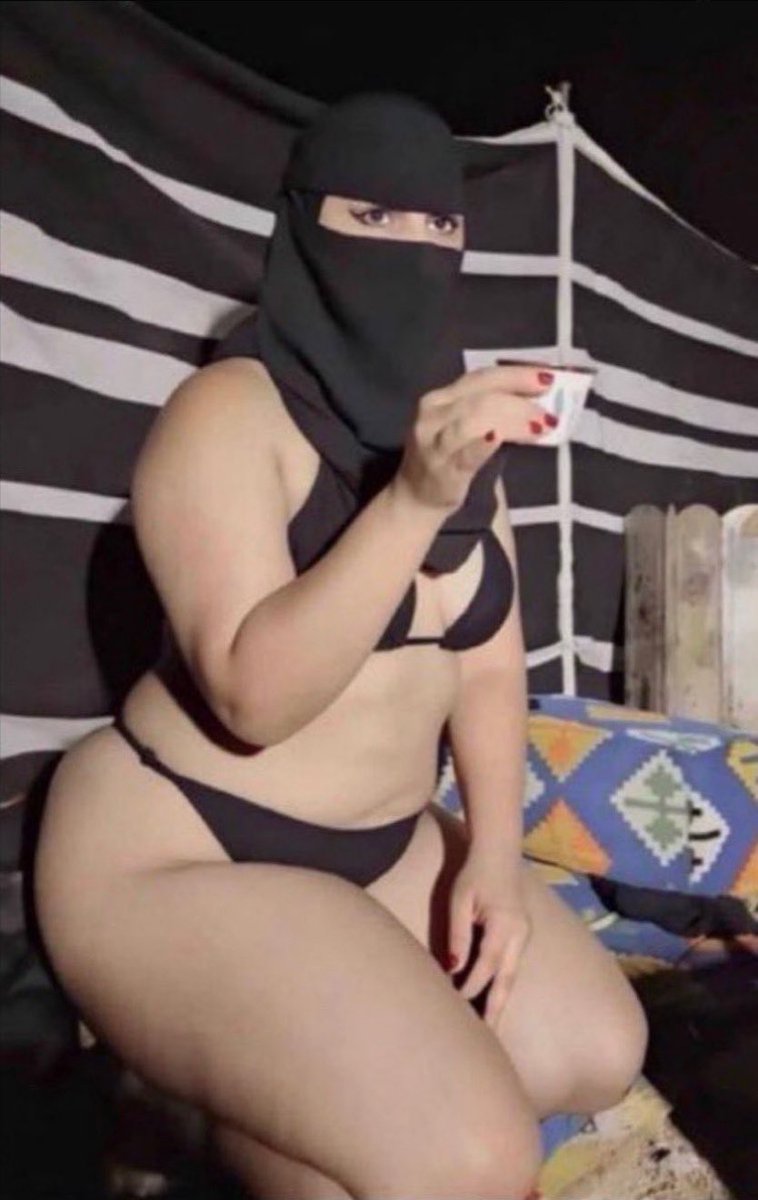 m39m69's tweet photo. تُـراث السسعودي يقدم البدويه الي في بيتهم تضيف الأجانب الي مثلي ، بمظرطها و شحومها و علومها الغانمه😭😵‍💫🖕🇸🇦🇸🇦🇸🇦🔥. https://t.co/HQrmPpxF4m