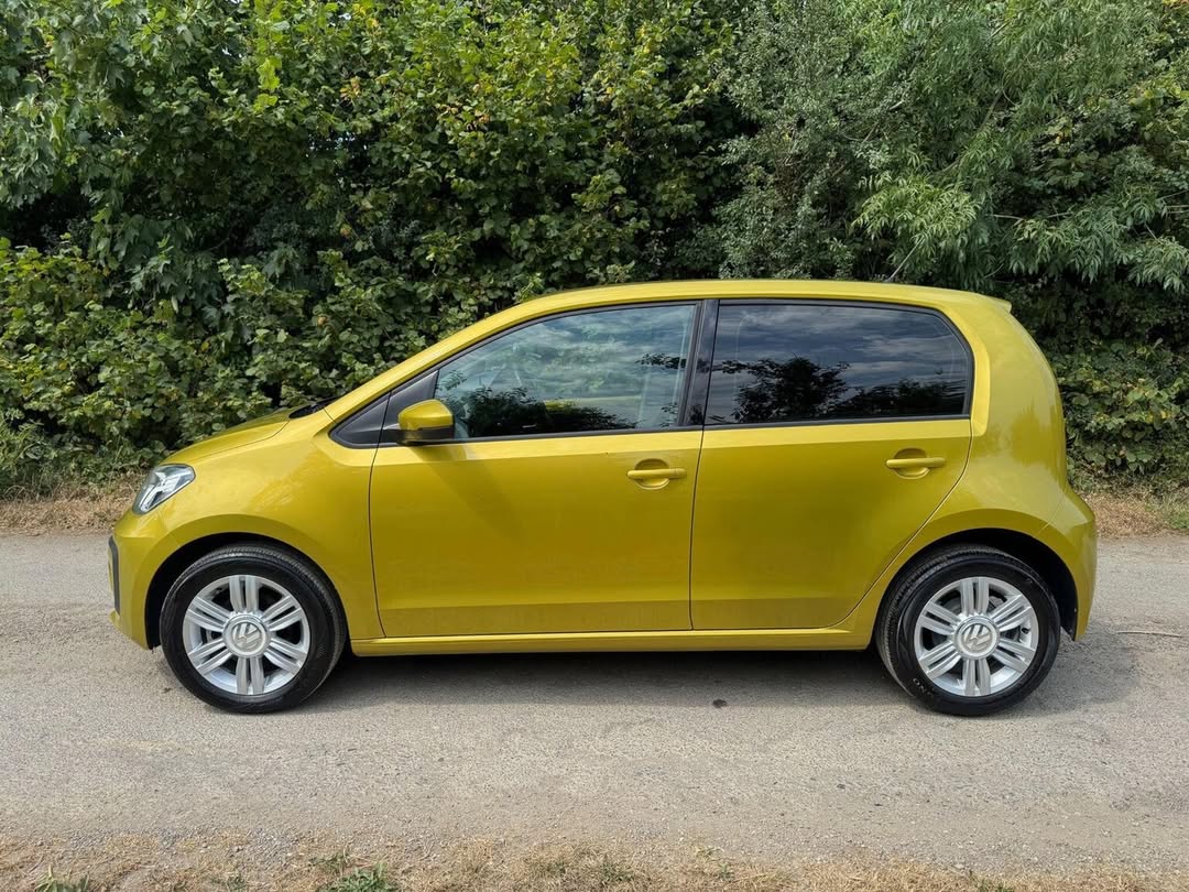 heathgray75057's tweet photo. 2017 VOLKSWAGEN UP! 1. 0 BlueMotion Tech High up! ASG - £8, 995 
1L Petrol, Automatic 
32, 500 miles 
6-month comprehensive warranty 
Part exchange welcome 
Fresh service &amp; MOT 
Contact: 07405 621885 https://t.co/RRJvpE5uB5