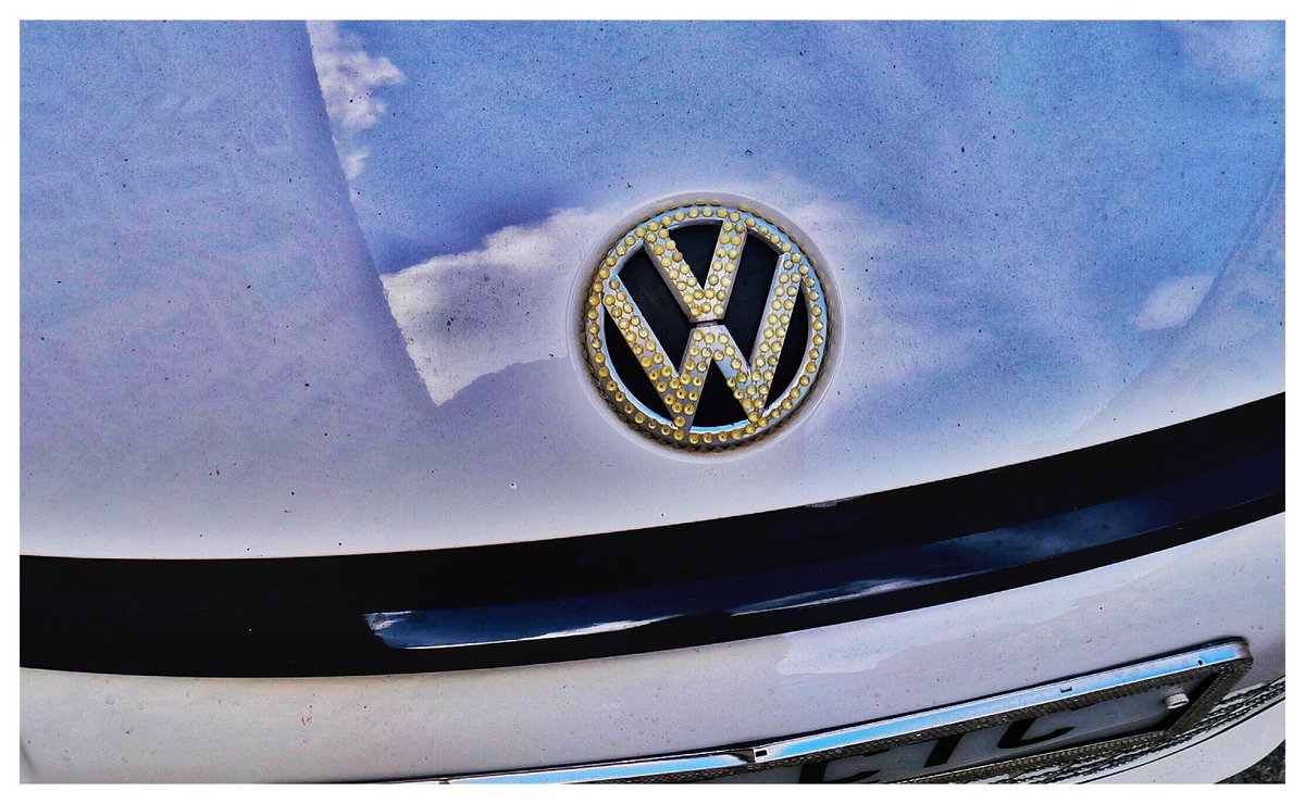 rekoobb's tweet photo. Who remembers the kids craze for VW badges being stolen from cars, worn on chains. [aka] Beastie Boys [You Gotta] Photography #photography #beastyboysfoughtformyright #alltherage #kids #innit https://t.co/0cE5ktk9N3