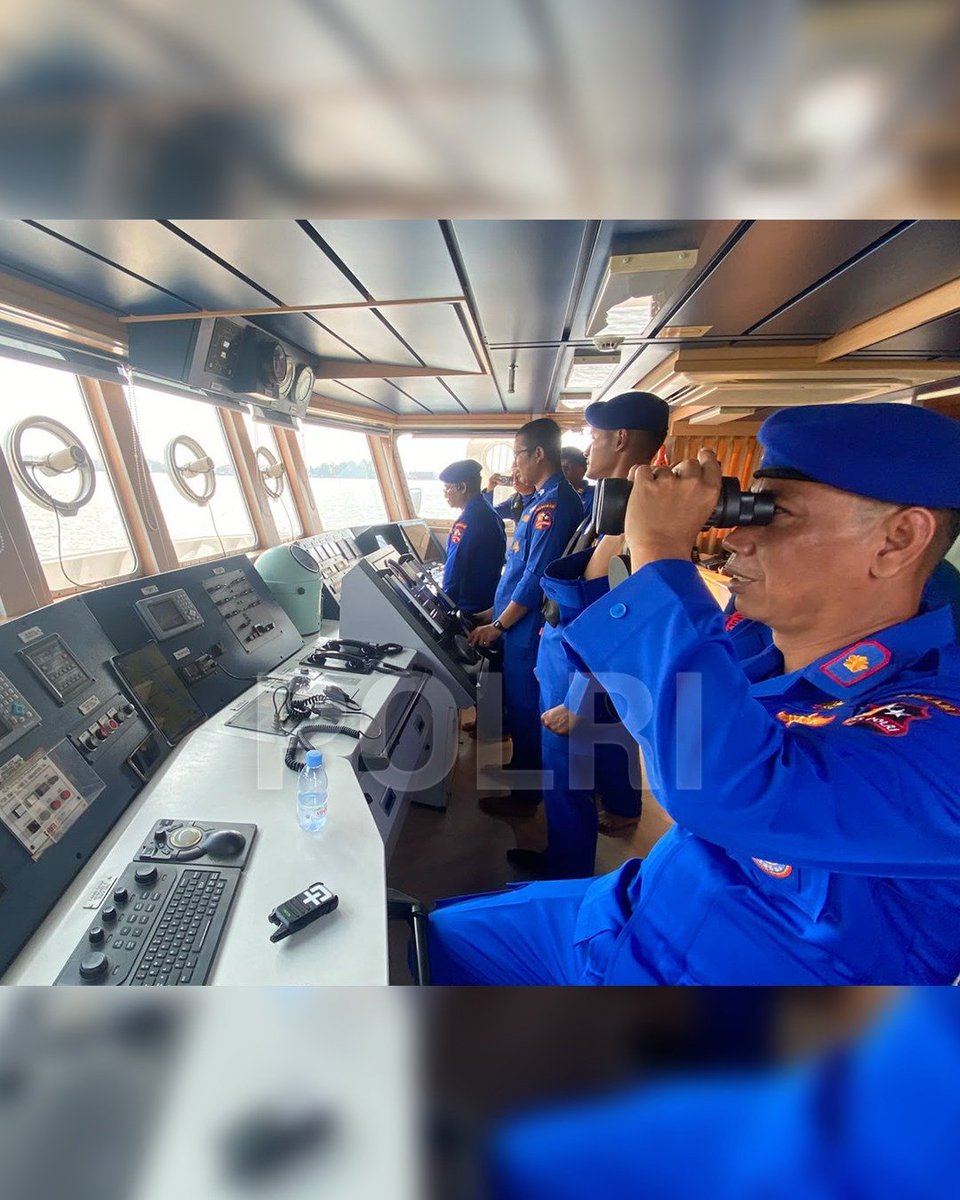 Minahasa86's tweet photo. 🚨 Polri Perkuat Operasi SAR KM Virgo Transport 8
Polri bersama Basarnas, TNI AL, KSOP dan unsur terkait terus memperluas pencarian serta evakuasi korban. Dari 243 orang, 125 telah dievakuasi dan 118 masih dalam pencarian.
#SiagaHadapiBencana
#PolriPresisi #OperasiSAR https://t.co/H1PUXy8bvu