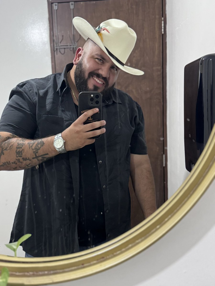 osofa45's tweet photo. https://t.co/PK3BfHUUhz suscríbete a mi only algo bien caliente🥵🥵🥵 https://t.co/ksdRmSx1ex
