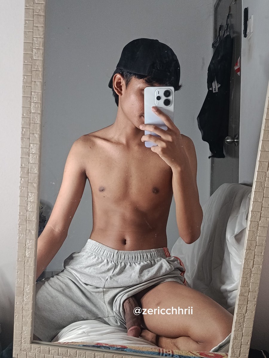 zericchhrii's tweet photo. 😈 https://t.co/LuAHTGe9Cv