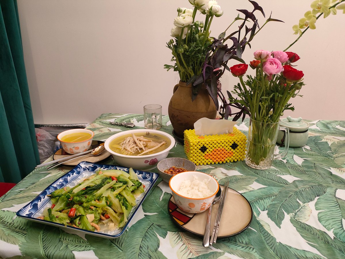 alisl015004's tweet photo. [From takeout every day to cooking my own meal, I finally found small but warm happiness in daily trifles.]， https://t.co/a7dzGSkjKw