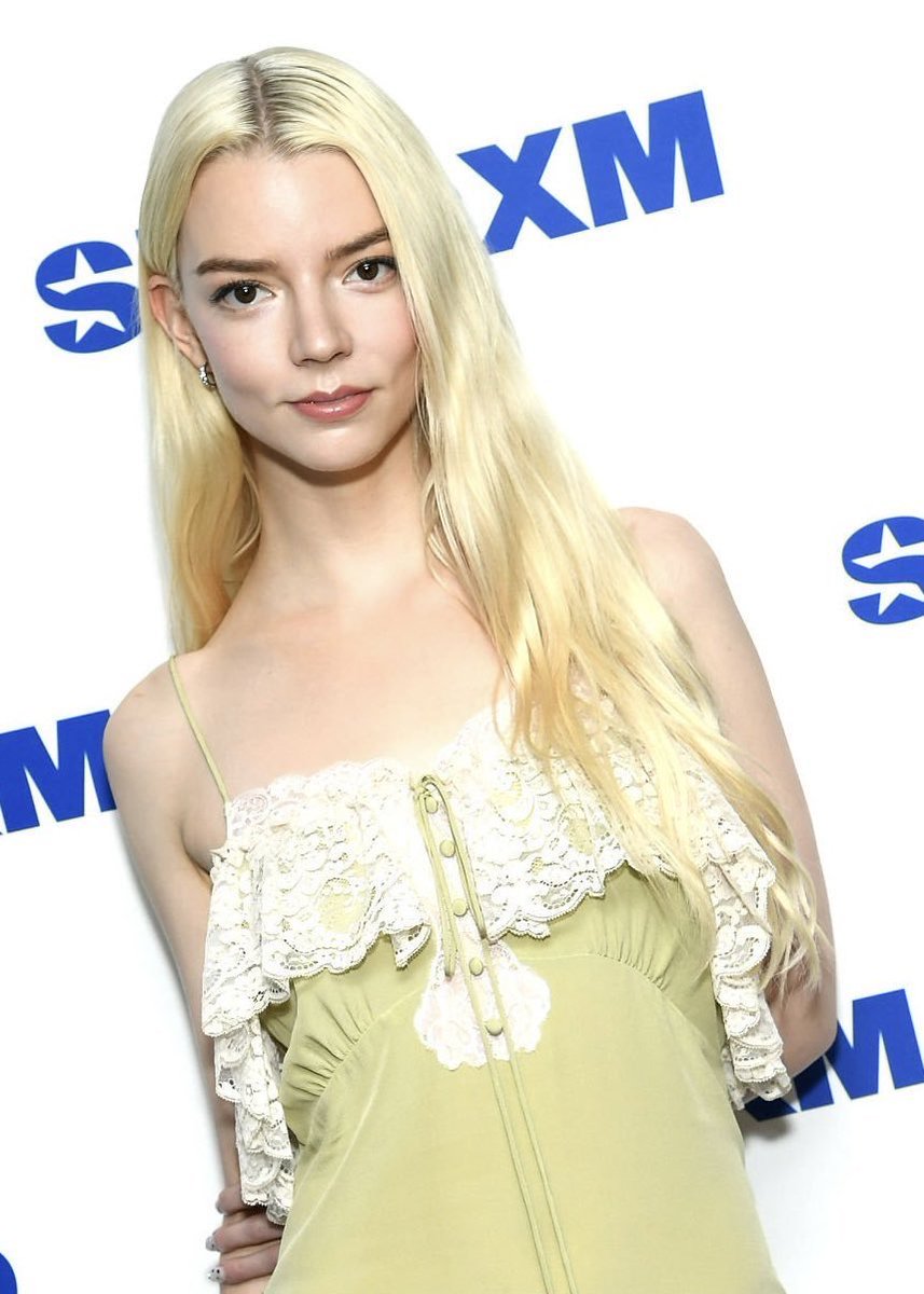 JonnyLeTran5's tweet photo. Blessing your timeline with Anya Taylor-Joy 😍 #AnyaTaylorJoy #TheQueensGambit #EMMA #TheMenu #TheWitch #Split #TheNewMutants #TheMiniaturist #Thoroughbreds #LastNightinSoho #TheNorthman #SuperMarioBrosMovie #Furiosa #PeakyBlinders #DunePart3 #beautiful https://t.co/W6IMpt5MxZ