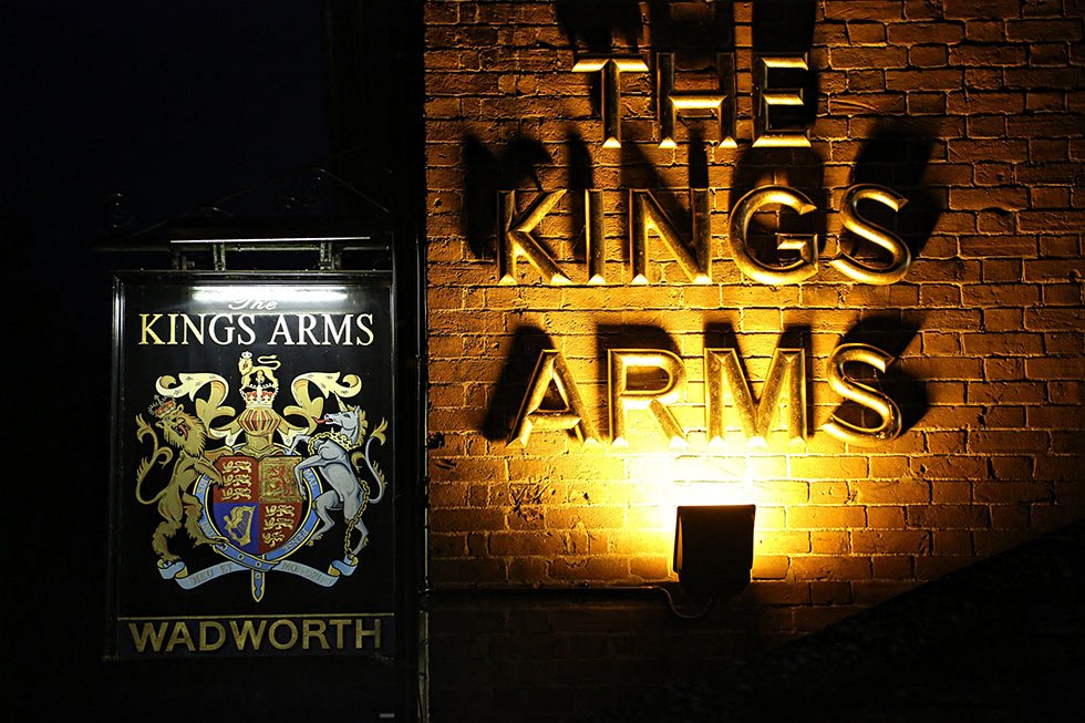 GBbooze's tweet photo. The Kings Arms, Pub Lane, All Cannings, #Devizes ๐ป
A multiple award-winning traditional 19th-century pub. In the heart of The Vale of Pewsey and only a short distance from many places of interest, including The Kennet and Avon Canal, historic Devizes and Marlborough. https://t.co/rKiwzyN31N